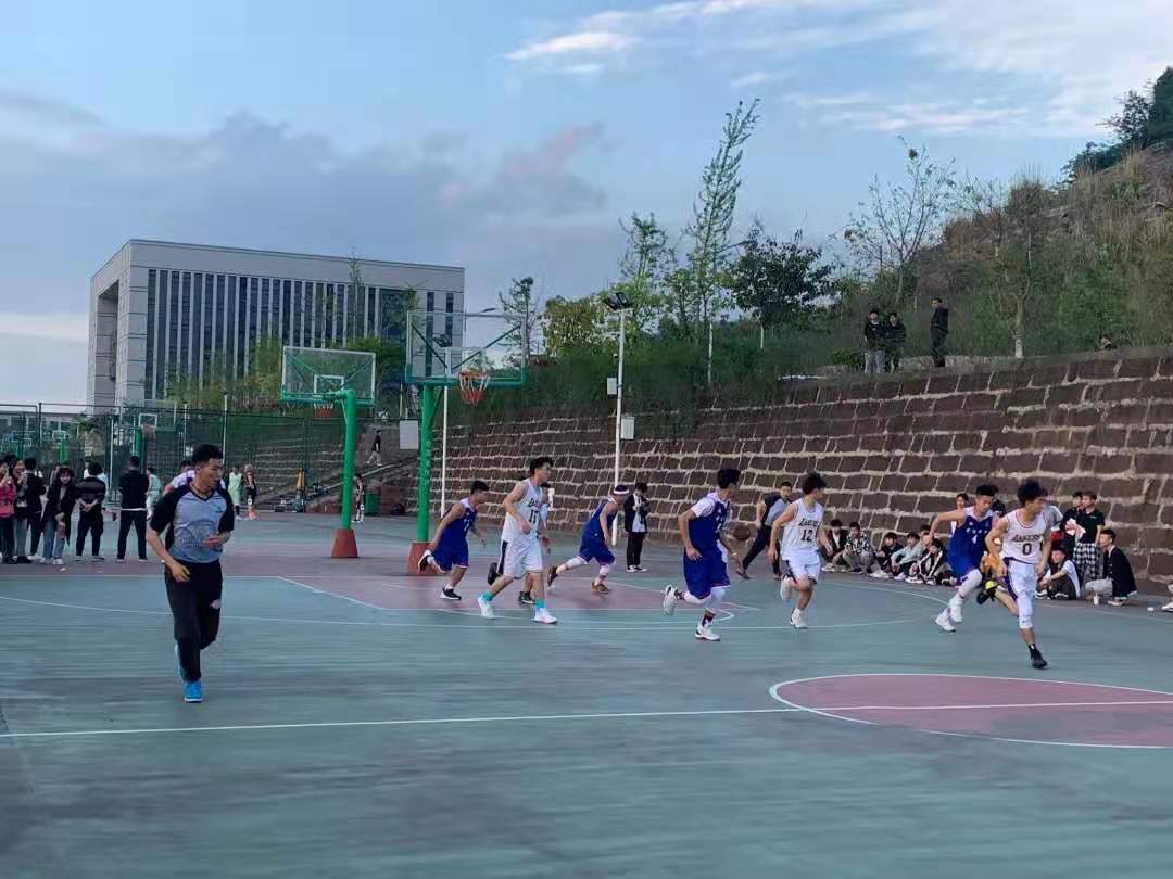 1-21052614004c06.jpg