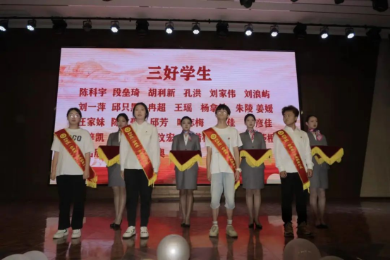 1-230F51023355L.png